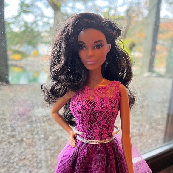 Barbie 2016 Holiday Barbie Doll AA - Picture 1 of 5